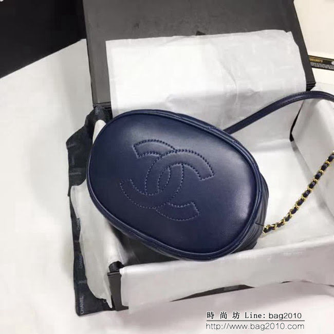 香奈兒CHANEL 57861 2018款徽章水桶包 時尚簡約風格 DSC1268